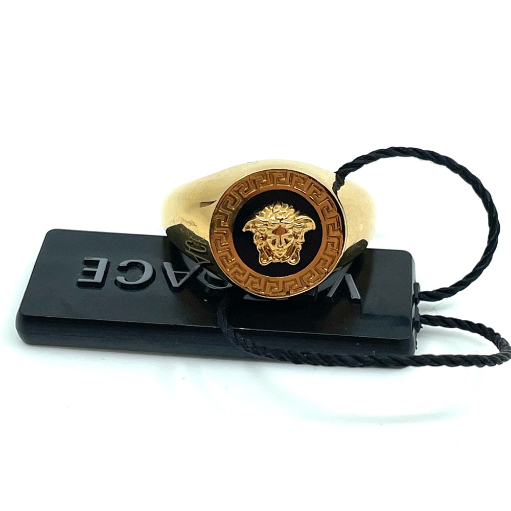 VERSACE ENAMEL MEDUSA RING (SIZE 9 USA ) ( BRAND NEW ) (BLACK)
